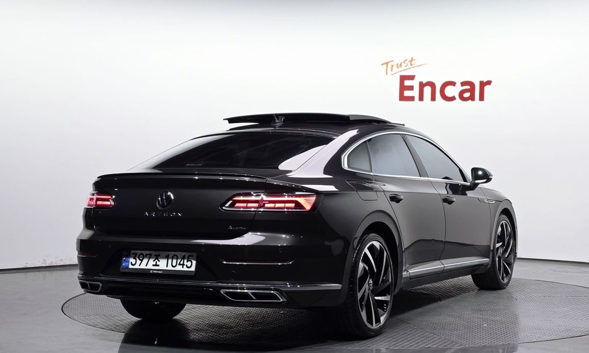 Volkswagen Arteon 2.0 TDI R-LIINE 4Motion, 2022