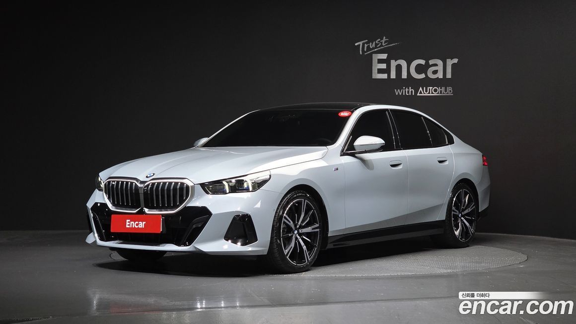BMW 5-Series 530i xDrive M Sport, 2024