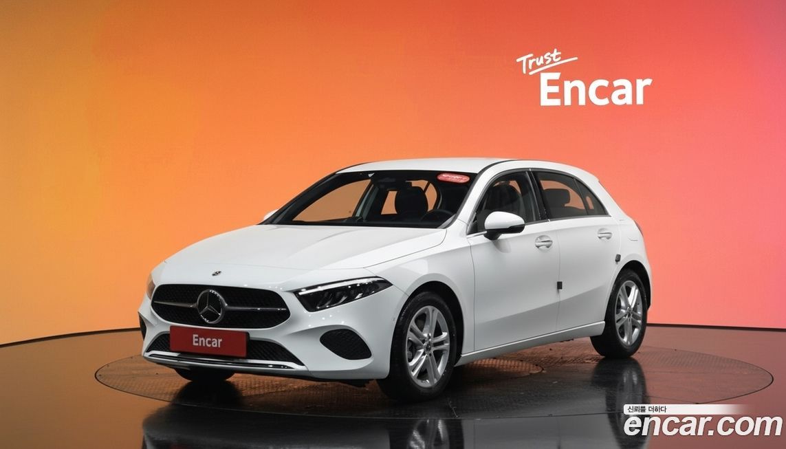 Mercedes-Benz A-Class A220 Hatchback, 2025