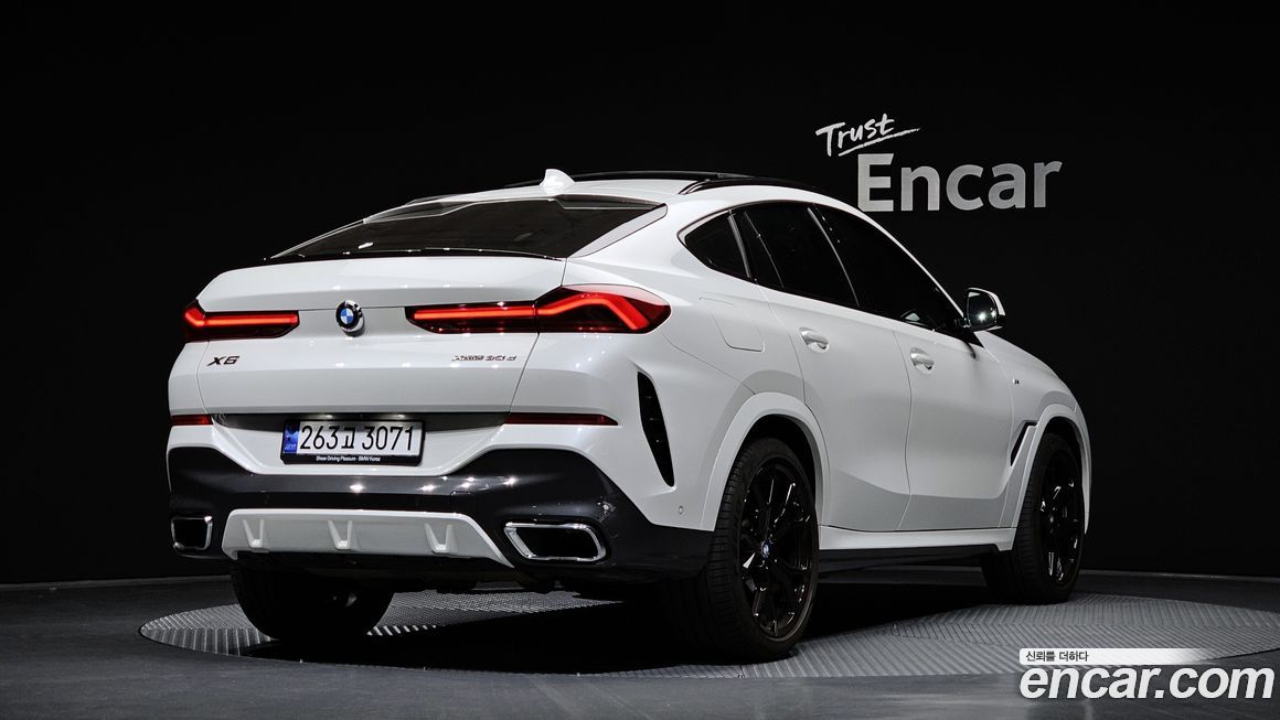BMW X6 xDrive30d M Sport, 2021