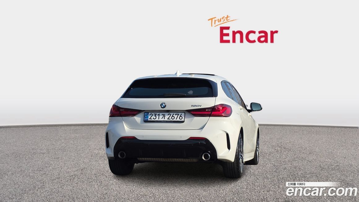 BMW 1-Series 120i M Sports, 2024