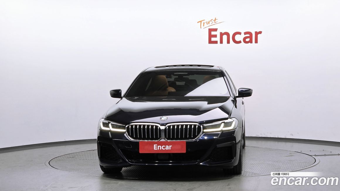 BMW 5-Series 520i M Sport, 2022