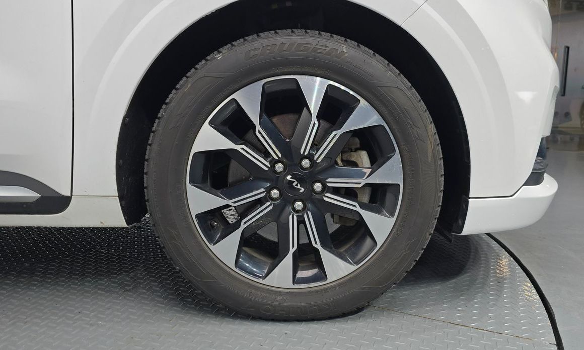 Kia Carnival 7-Seater Hi-Limousine, 2022