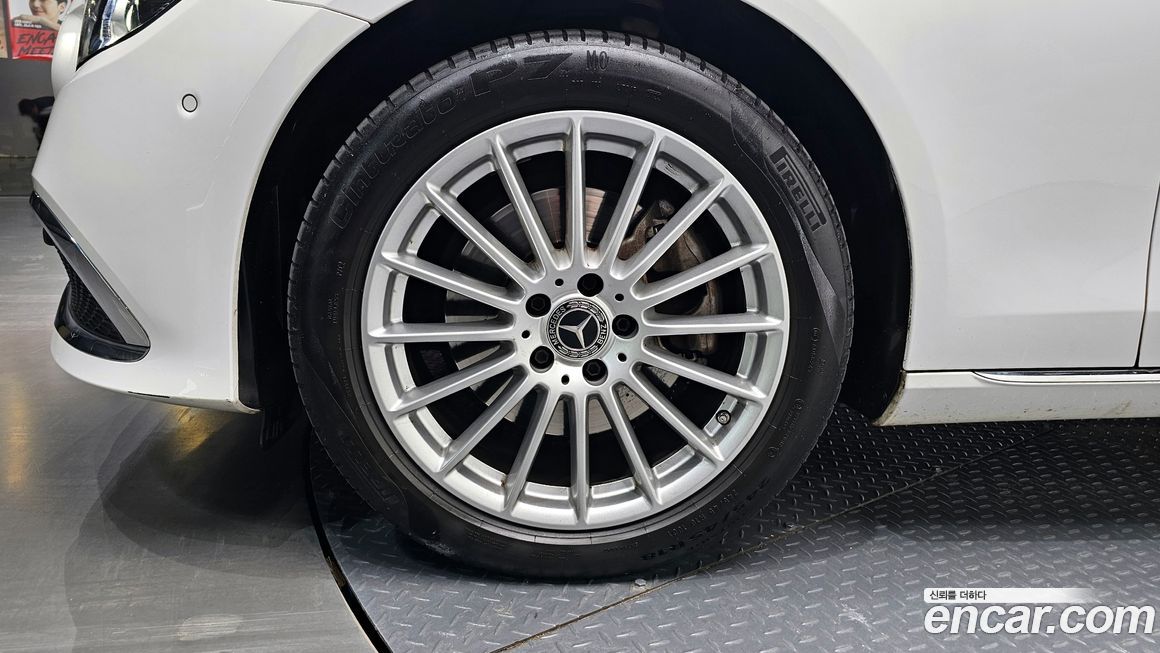 Mercedes-Benz E-Class E250 Exclusive, 2023