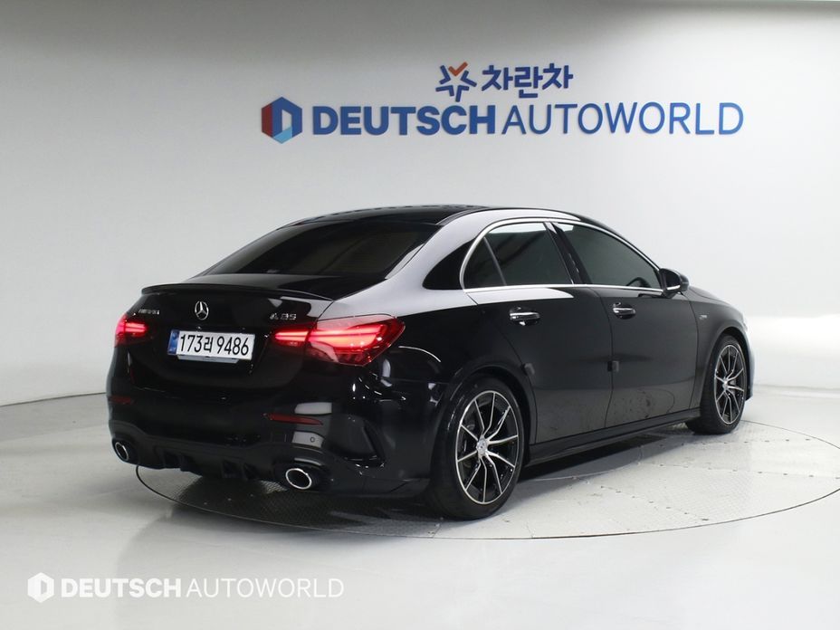 Mercedes-Benz A-Class AMG A35 4MATIC Sedan, 2024