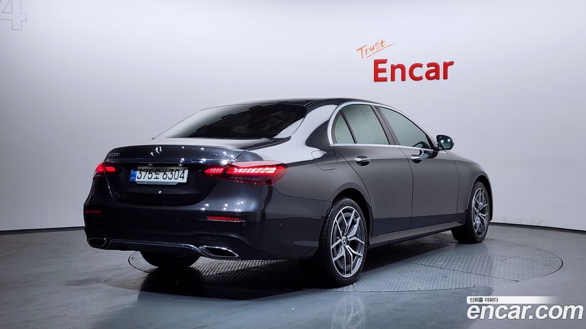 Mercedes-Benz E-Class E220d 4MATIC AMG Line, 2022