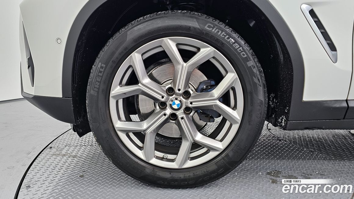 BMW X4 xDrive20i xLine, 2022