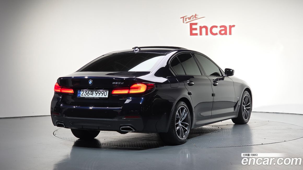 BMW 5-Series 523d M Sport, 2023