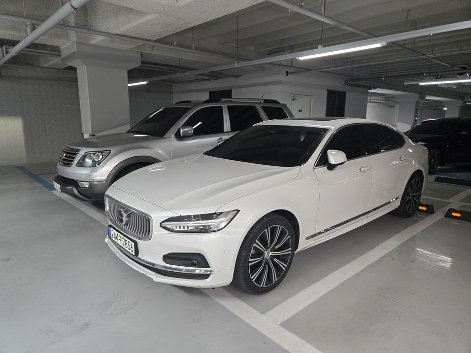 Volvo S90 B5 Ultra Dark, 2023