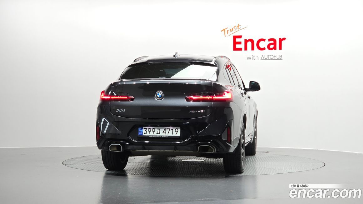 BMW X4 xDrive20i M Sport, 2022