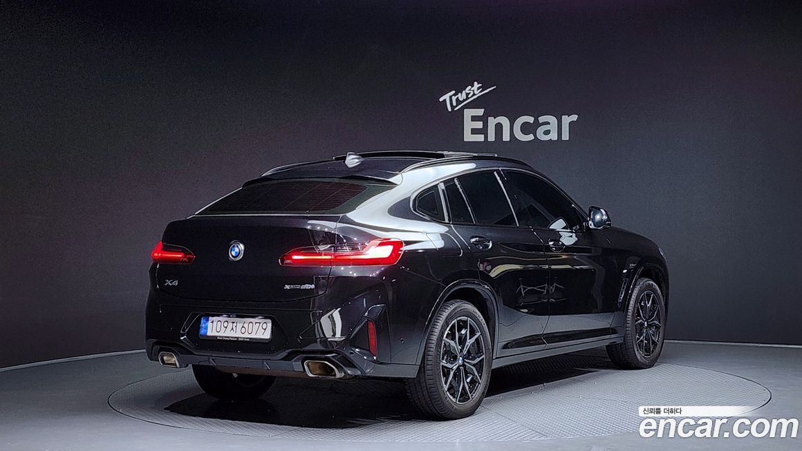 BMW X4 xDrive20i M Sport, 2022