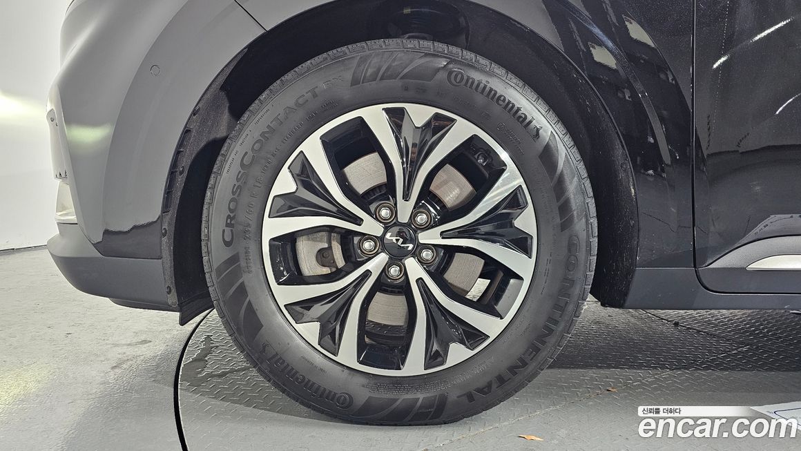 Kia Carnival 9-Seater Signature, 2023