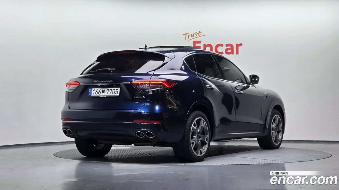 Maserati Levante 2.0 GT AWD, 2022