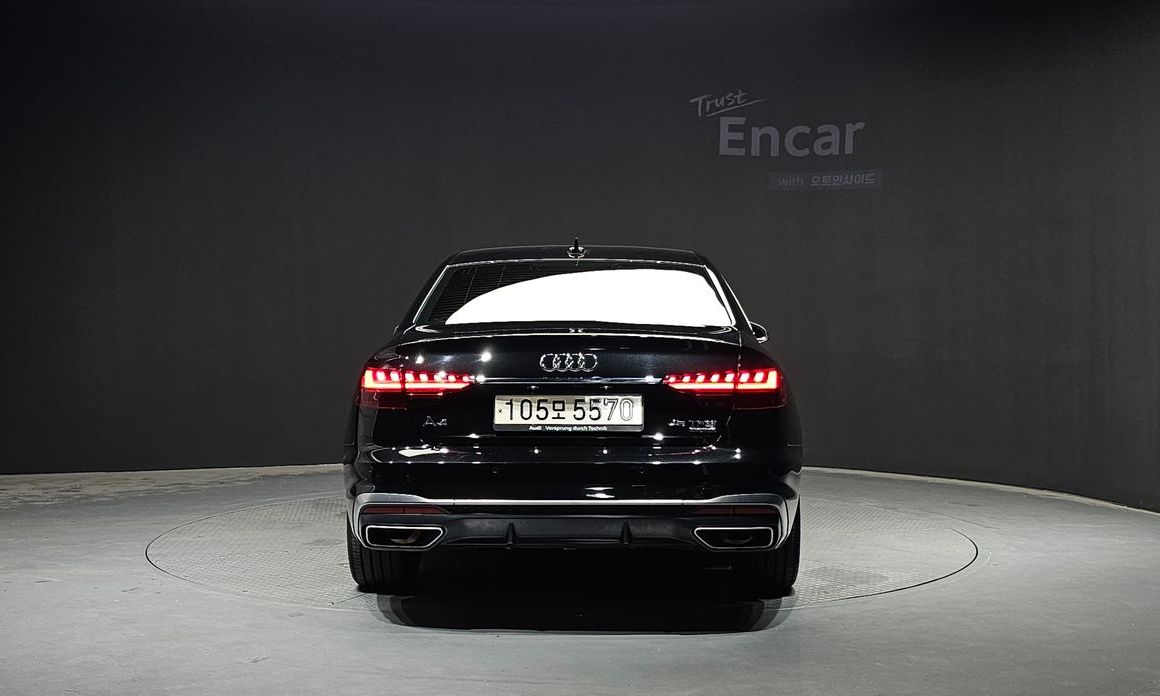 Audi A4 45 TFSI Quattro Premium, 2021