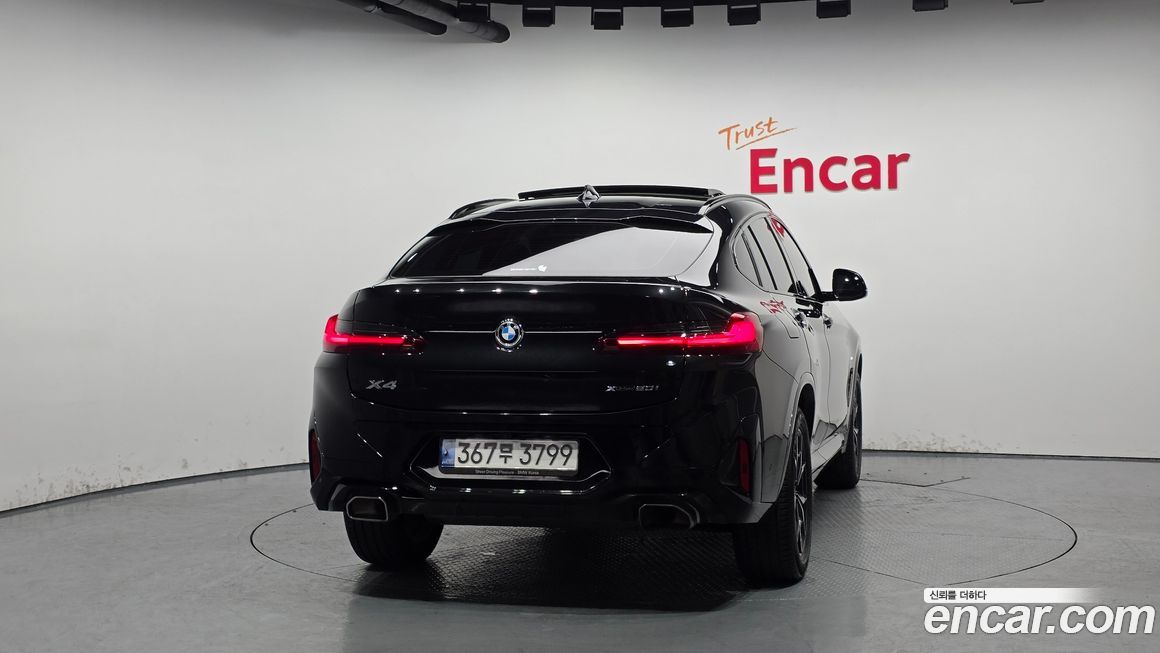 BMW X4 xDrive20i M Sport, 2022