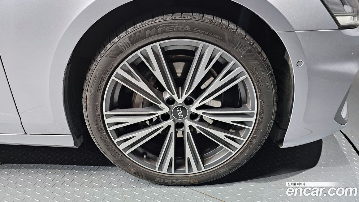 Audi A6 45 TFSI Quattro Premium, 2023