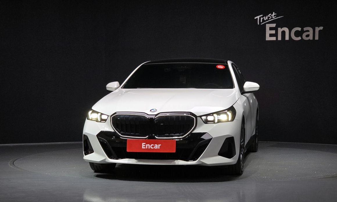 BMW 5-Series 520i Special Edition, 2024