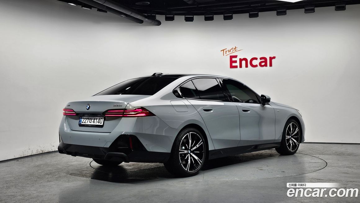 BMW 5-Series 530i xDrive M Sport, 2025