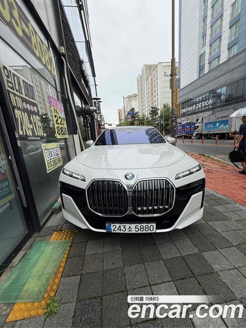 BMW 7-Series 740d xDrive M Sport, 2025