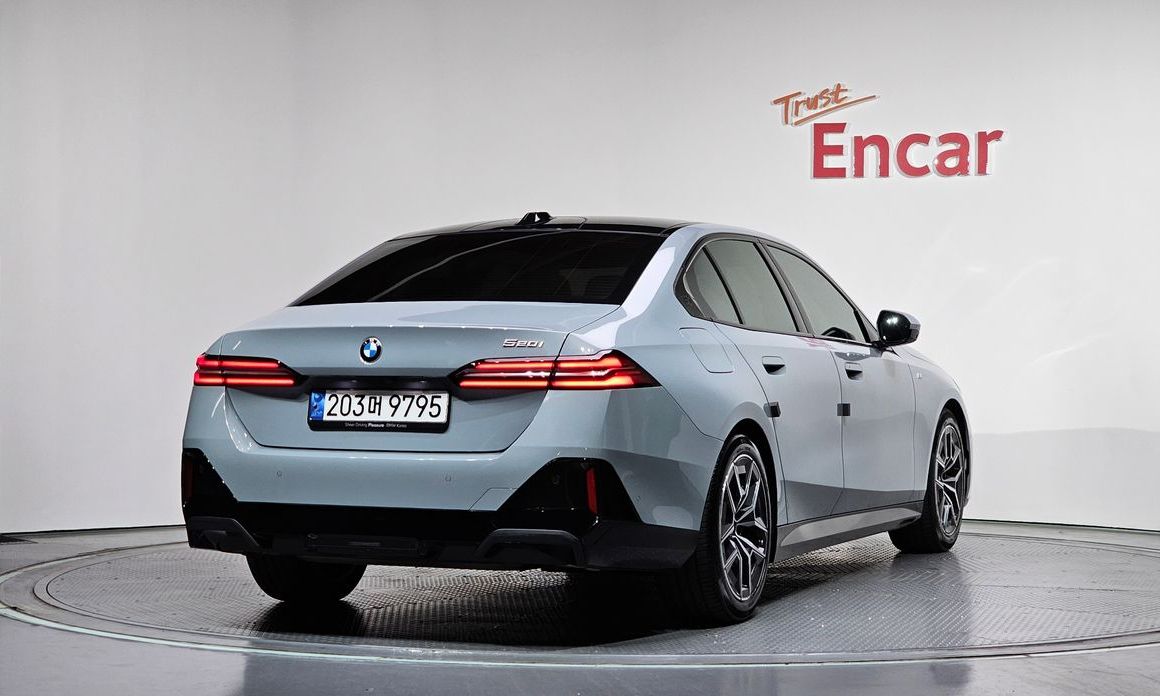 BMW 5-Series 520i M Sport, 2024