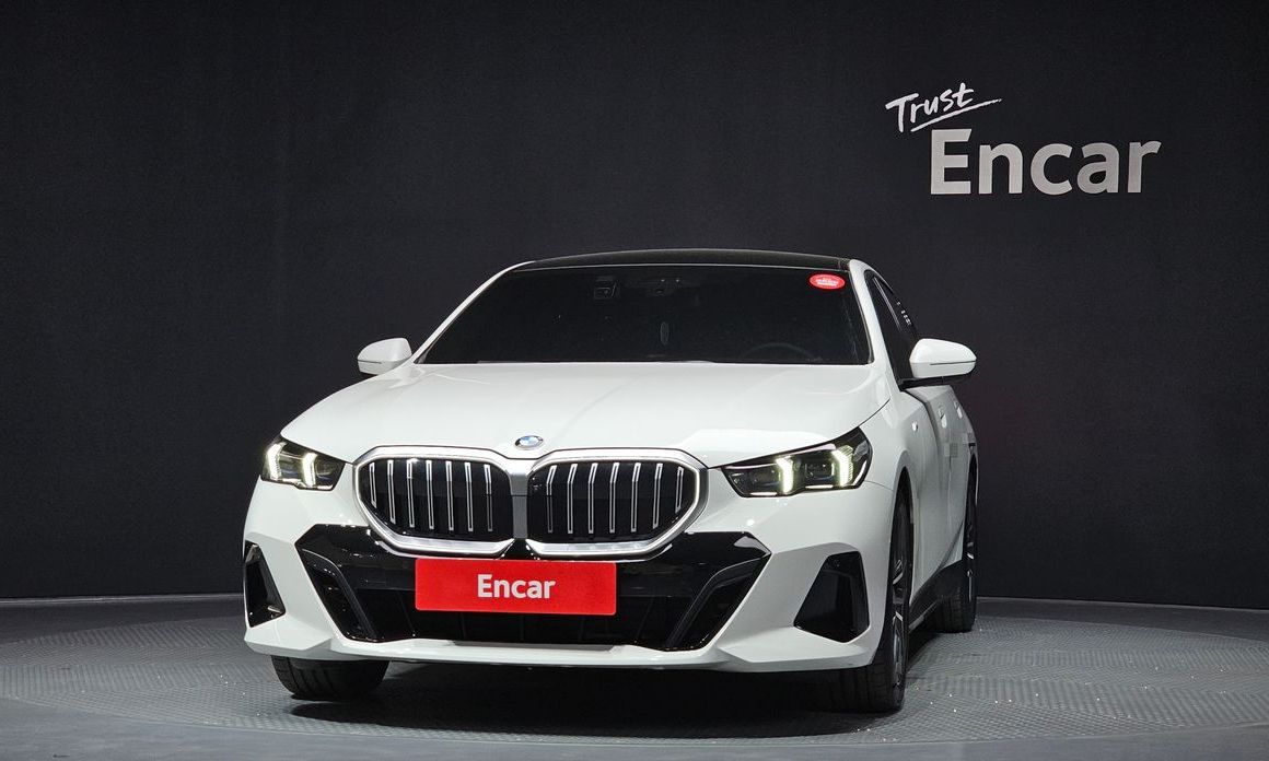 BMW 5-Series 520i M Sport, 2024