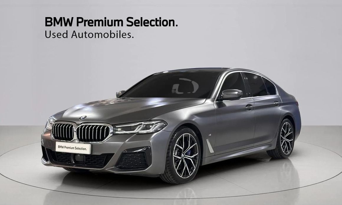 BMW 5-Series 530i M Sport Package, 2021