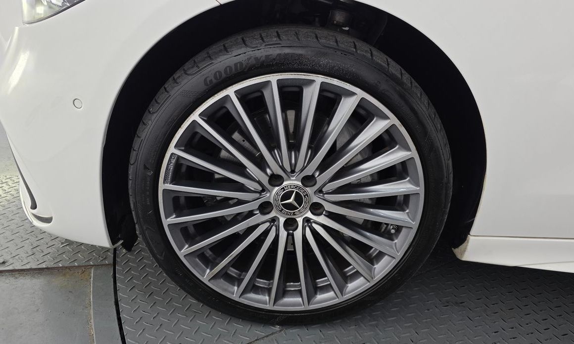 Mercedes-Benz C-Class C300 AMG Line, 2022