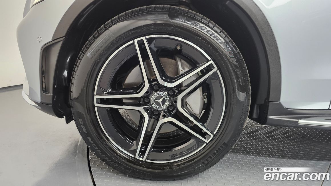 Mercedes-Benz GLC-Class GCL300 4MATIC Coupe, 2023