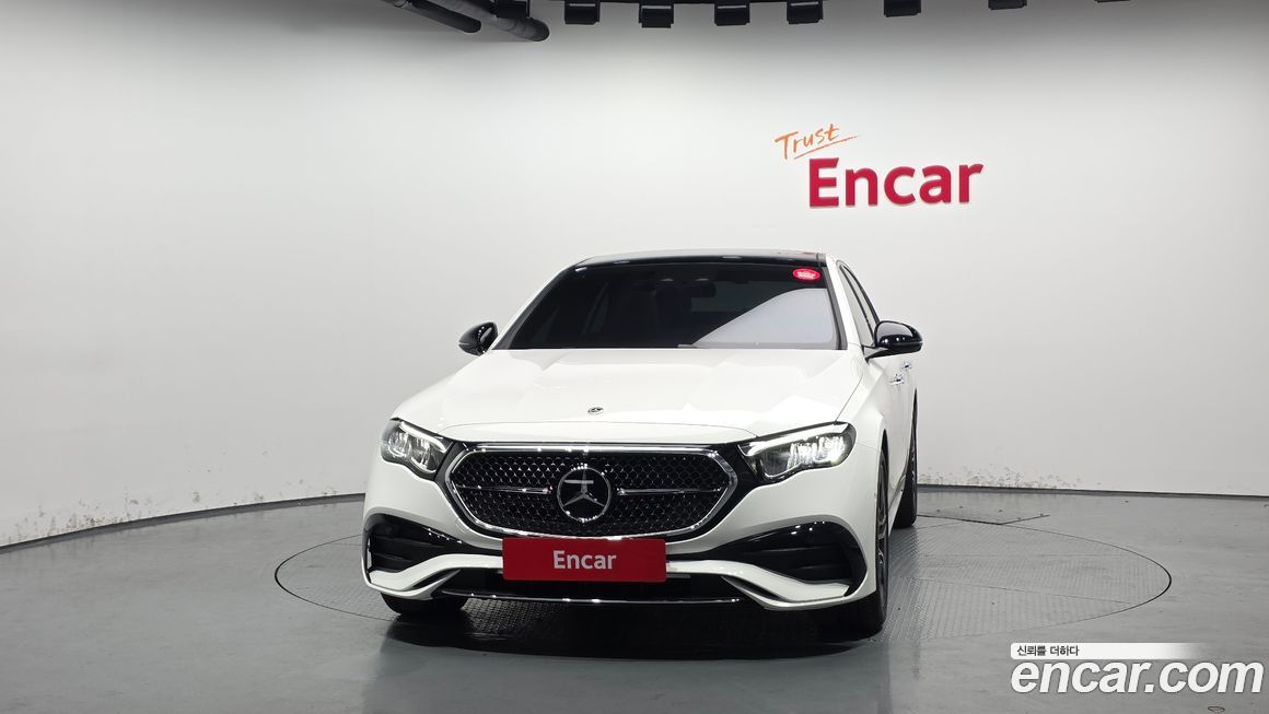 Mercedes-Benz E-Class E200 AMG Line, 2026