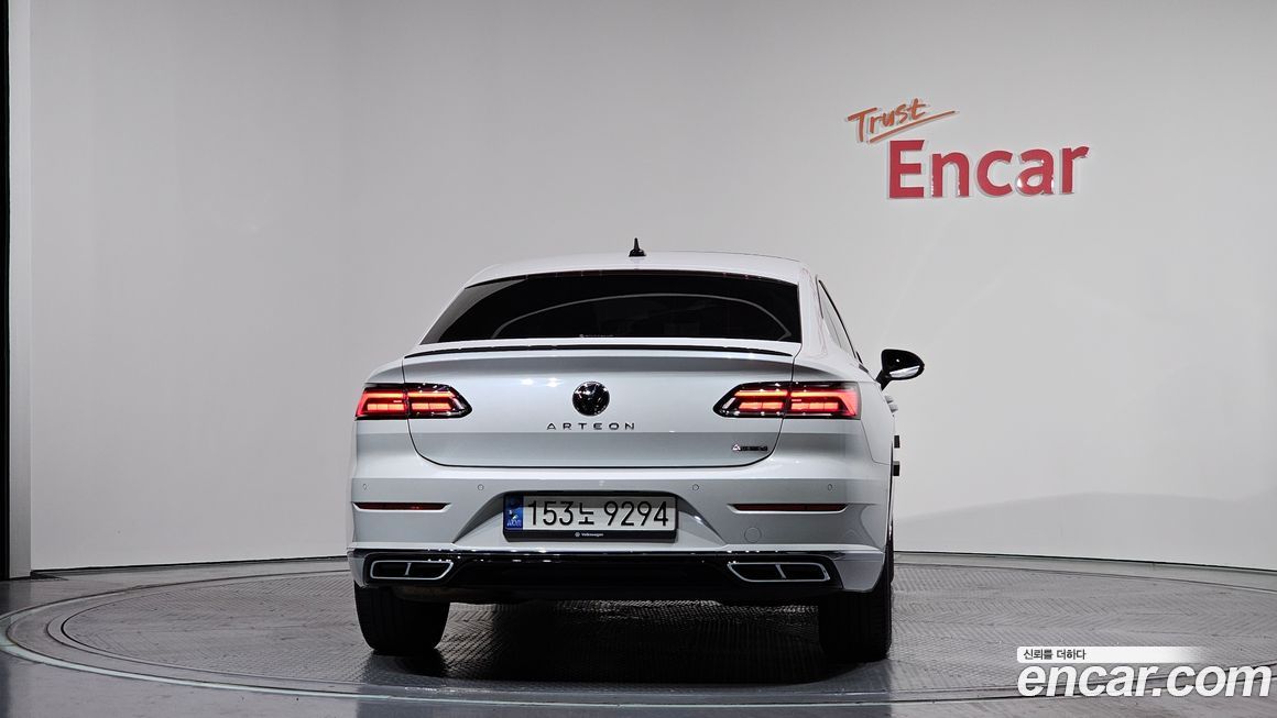 Volkswagen Arteon 2.0 TDI R-LIINE 4Motion, 2022