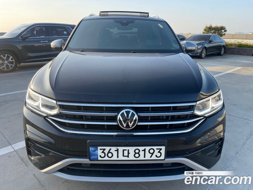 Volkswagen Tiguan 2.0 TSI Prestige, 2023