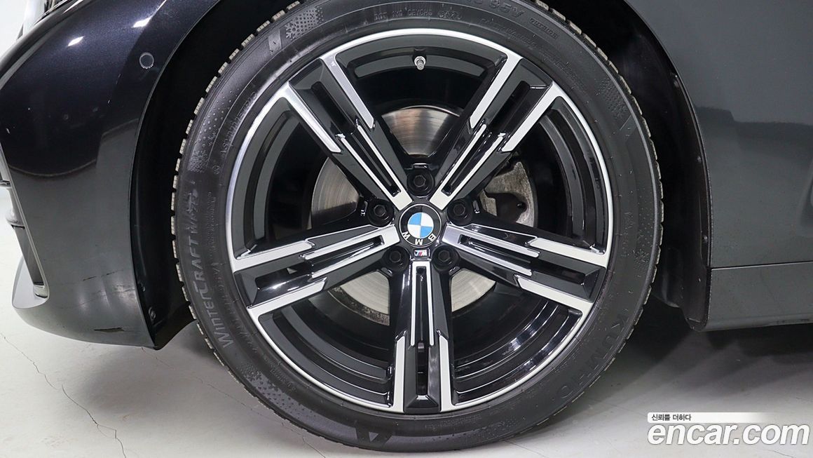 BMW 4-Series 420i M Sport Convertible, 2023