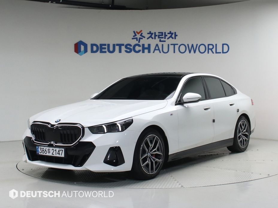BMW 5-Series 520i M Sport, 2024