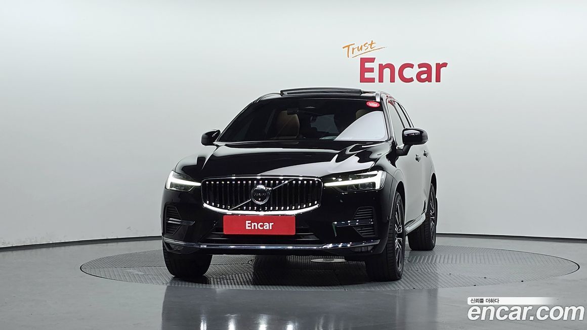 Volvo XC60 B5 Inscription, 2022