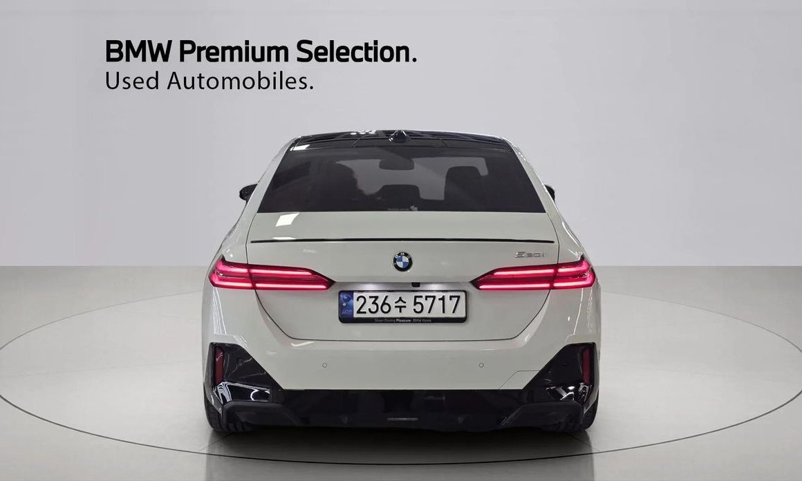 BMW 5-Series 520i Special Edition, 2025