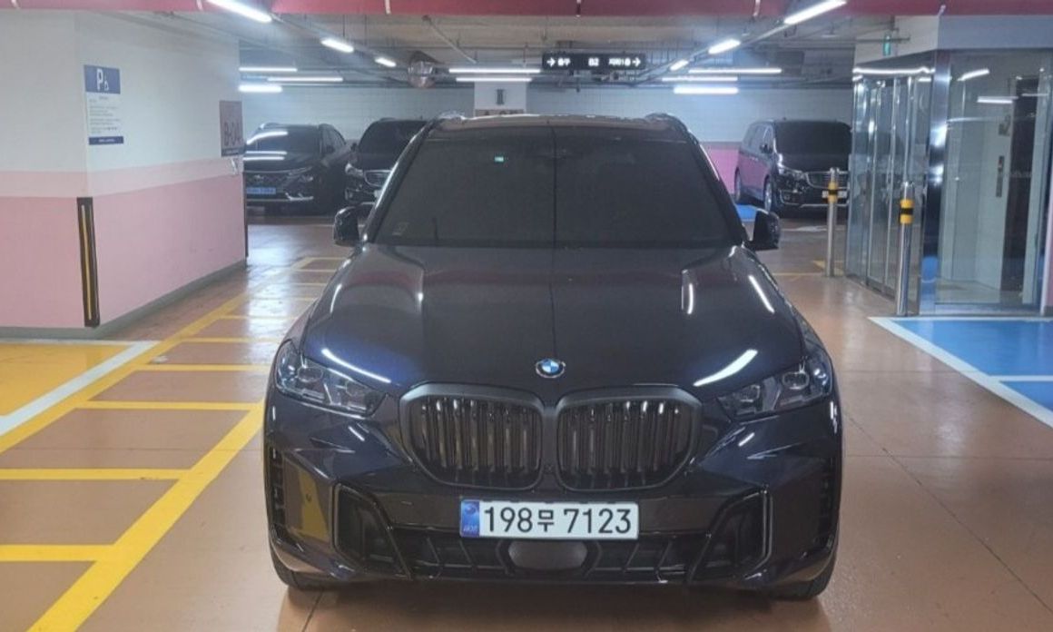BMW X5 xDrive 40i M Sport, 2025