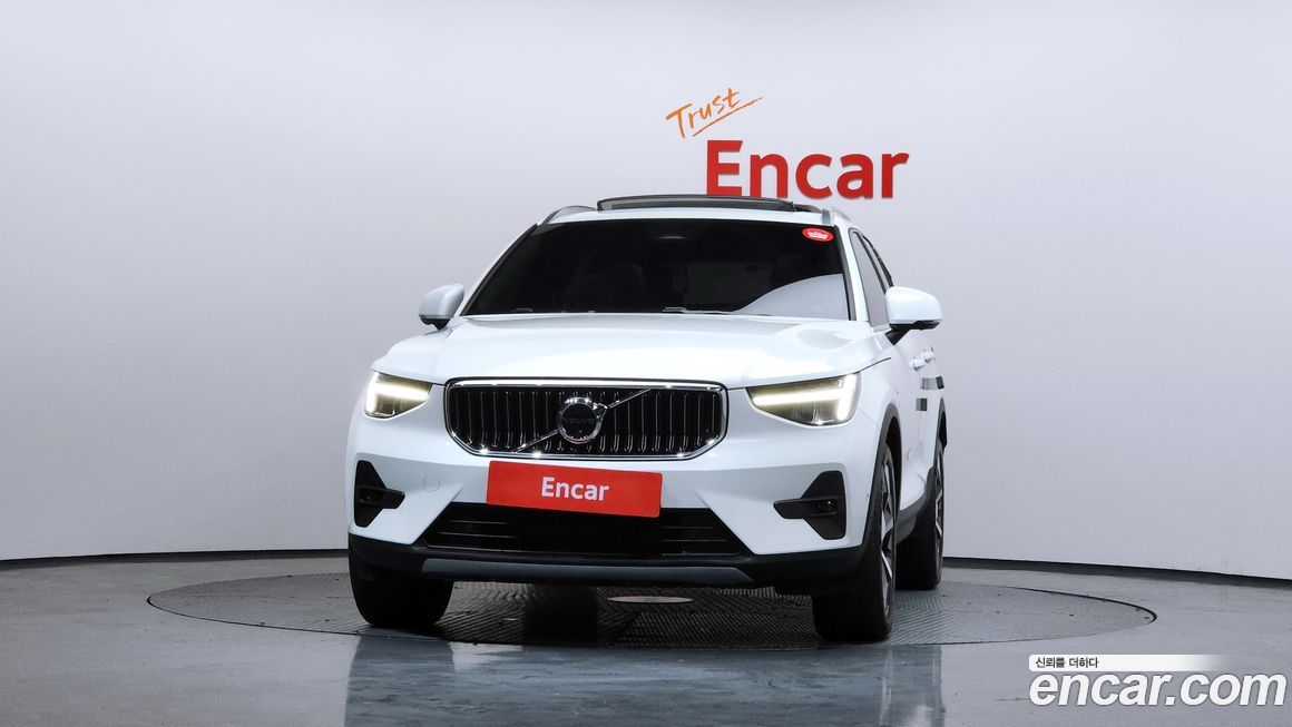 Volvo XC40 B4 Ultimate Bright, 2023