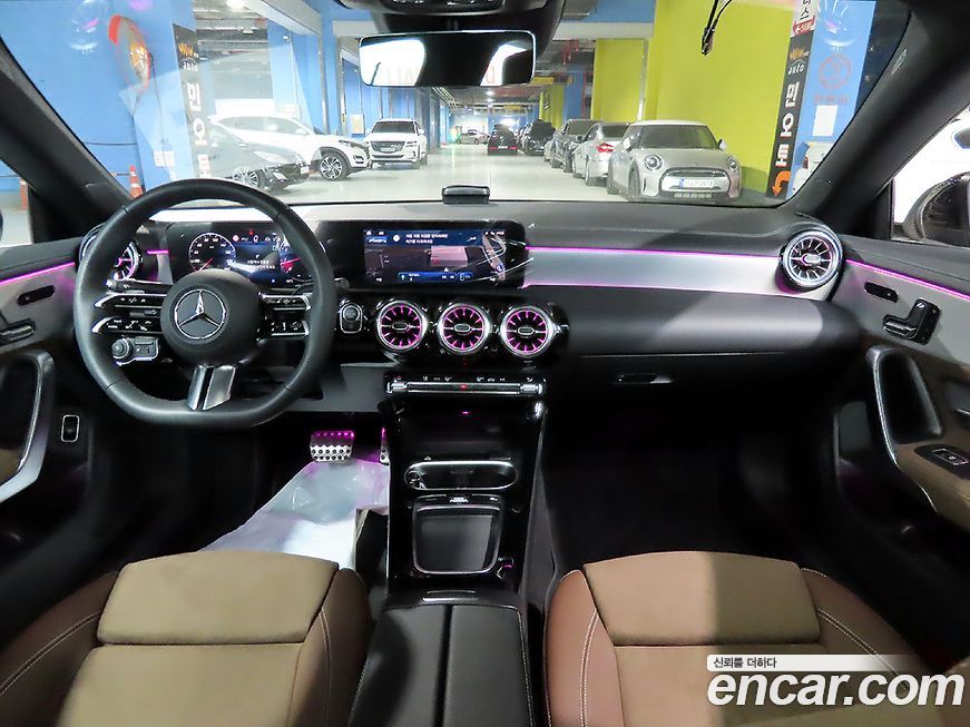 Mercedes-Benz CLA-Class CLA250 4MATIC, 2025