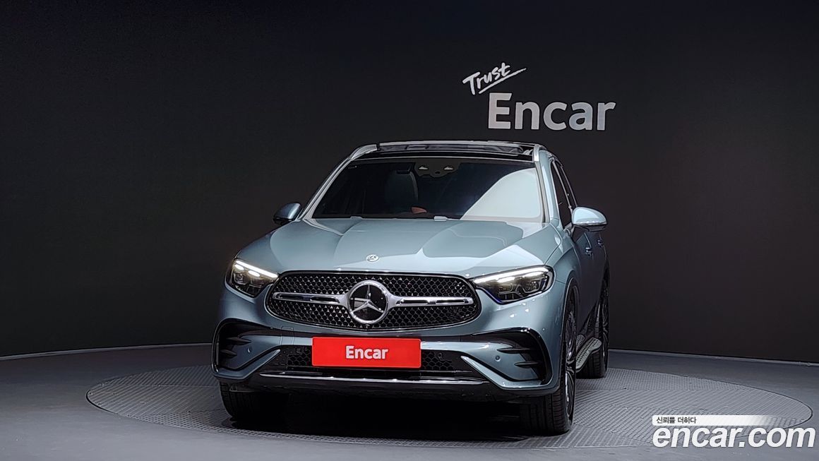 Mercedes-Benz GLC-Class GLC300 4MATIC AMG Line, 2025