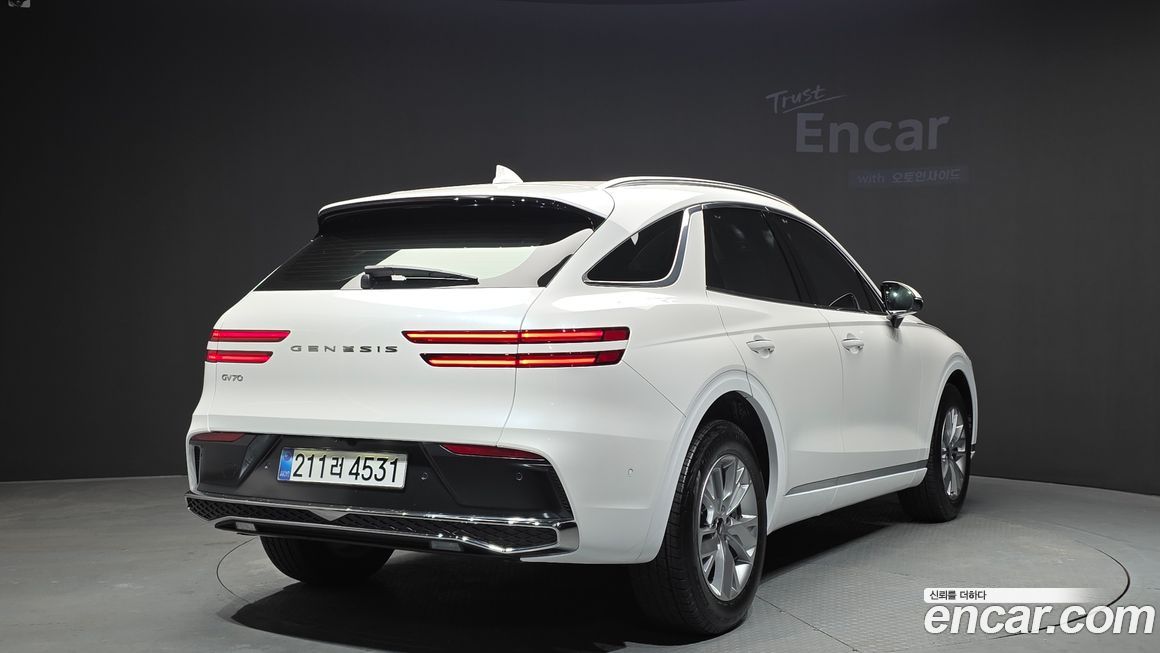 Genesis GV70 2.5T Gasoline 2WD, 2025