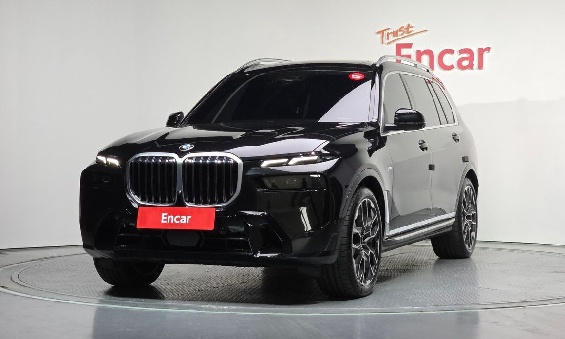 BMW X7 xDrive 40d M Sport 6STR, 2025