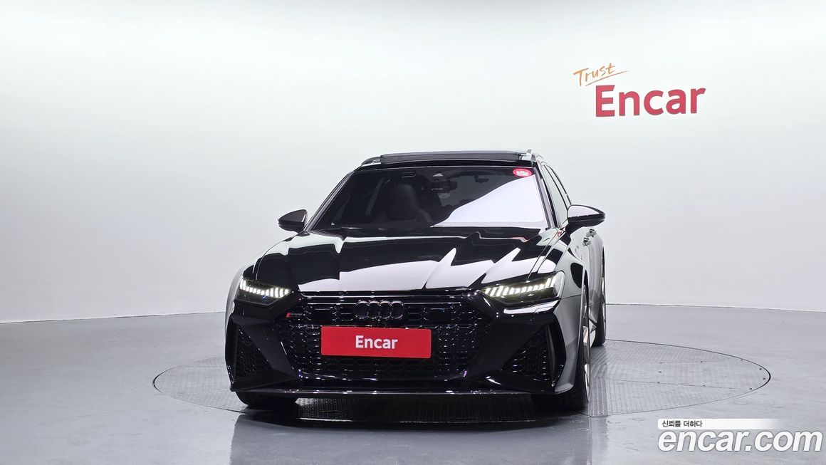 Audi RS6 4.0 TFSI Quattro Avant Performance, 2025