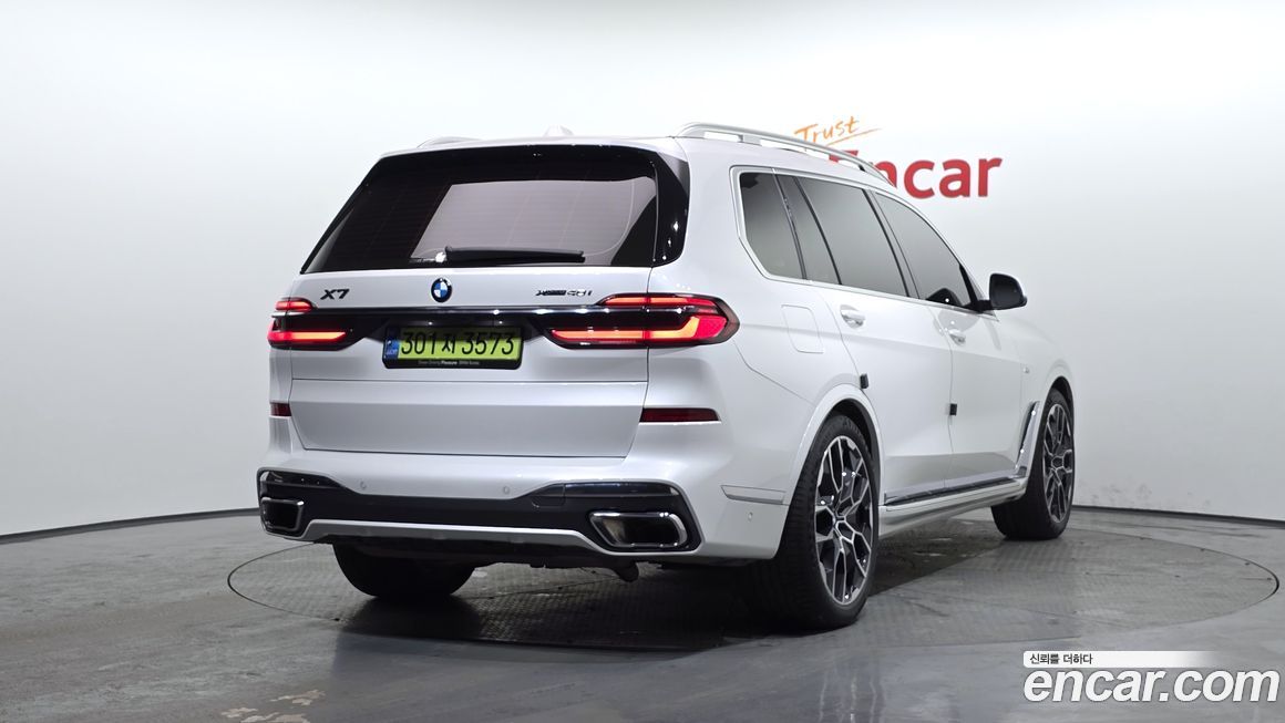BMW X7 xDrive 40i M Sport 6STR, 2025