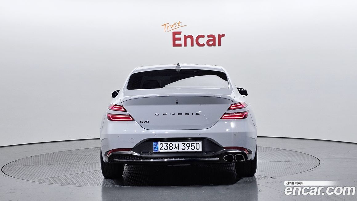 Genesis G70 Gasoline 2.0T 2WD, 2022