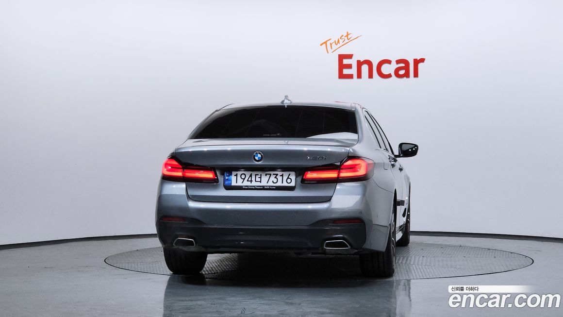 BMW 5-Series 520i M Sport, 2023