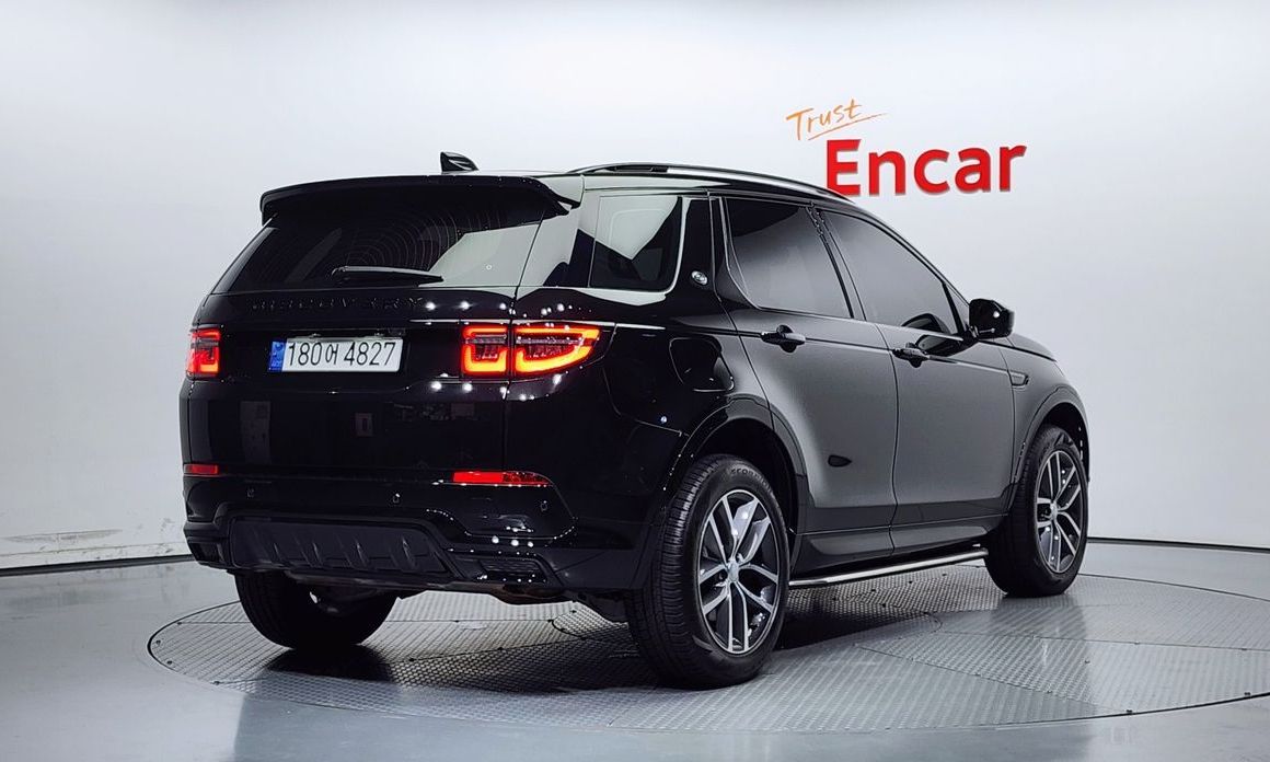 Land Rover Discovery Sport P250 Dynamic SE, 2024