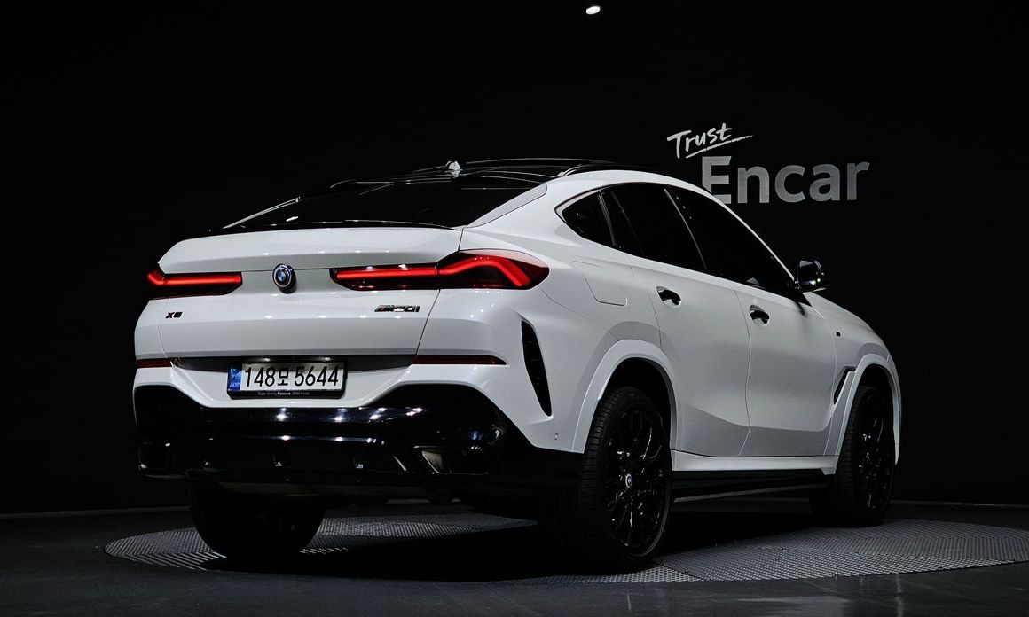BMW X6 xDrive40i M Sport, 2024