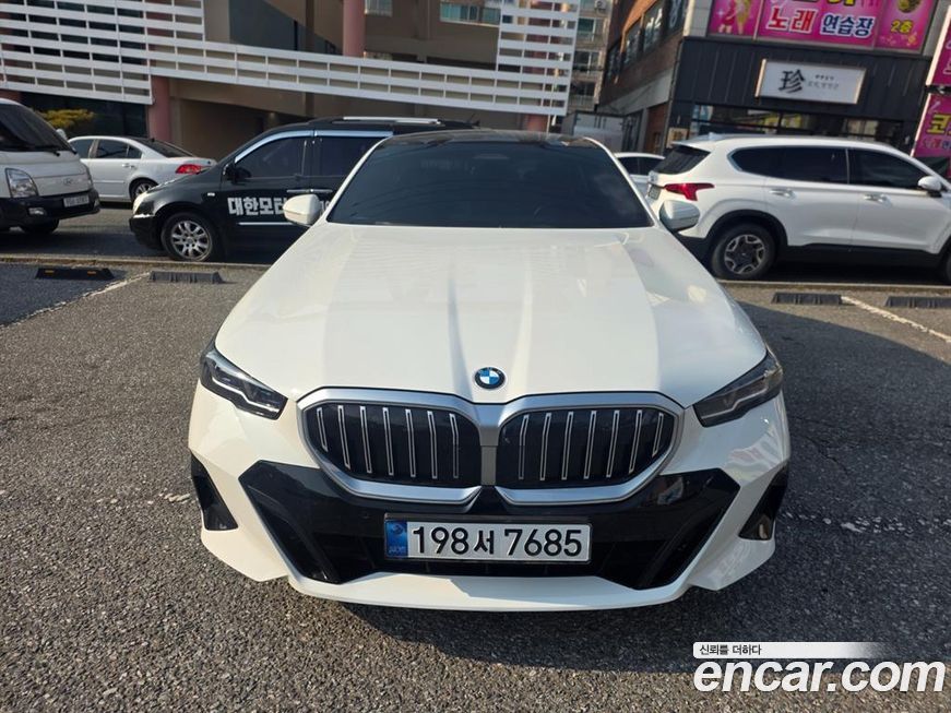 BMW 5-Series 520i M Sport, 2024