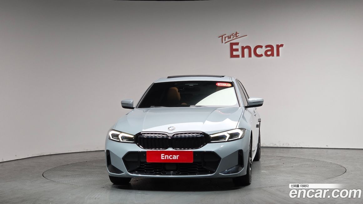 BMW 3-Series 320i M Sport, 2023