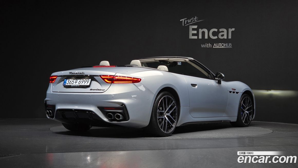 Maserati Gran Cabrio 3.0 V6 Trofeo, 2024